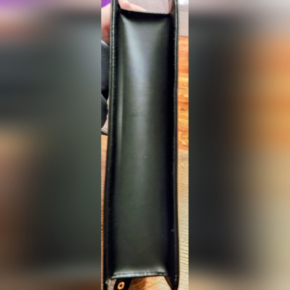 Dunhill Clutch - Picture 2 of 7